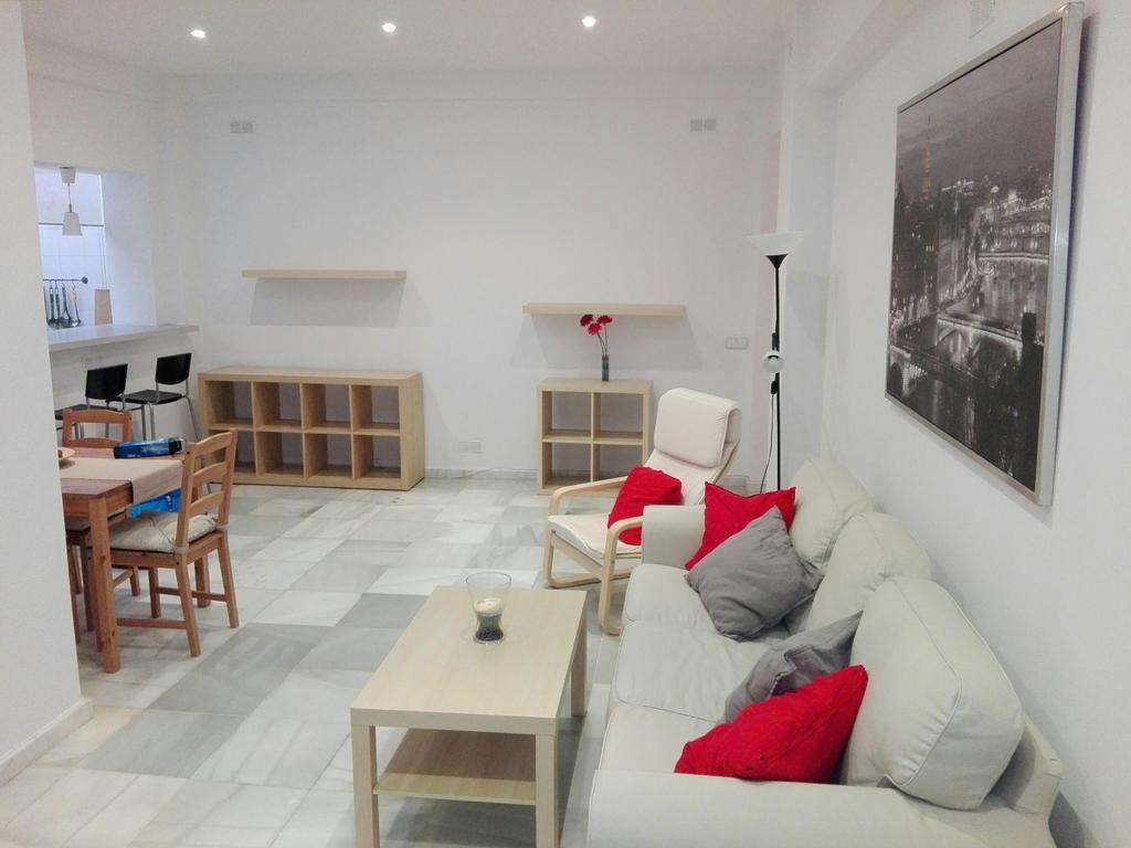 Centrico Apartamento Con Patio Privado 세비야 외부 사진